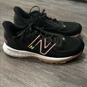 New Balance Fresh Foam Women's Black and Pink Running Shoes